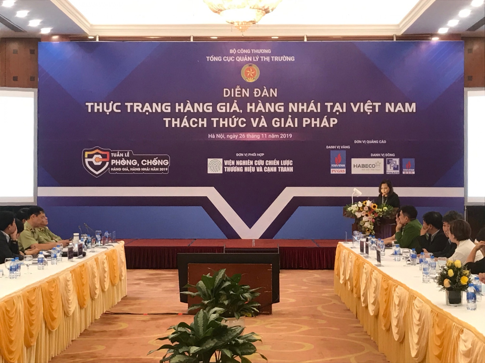 Thực trạng nhức nhối của hàng nhái, hàng giả