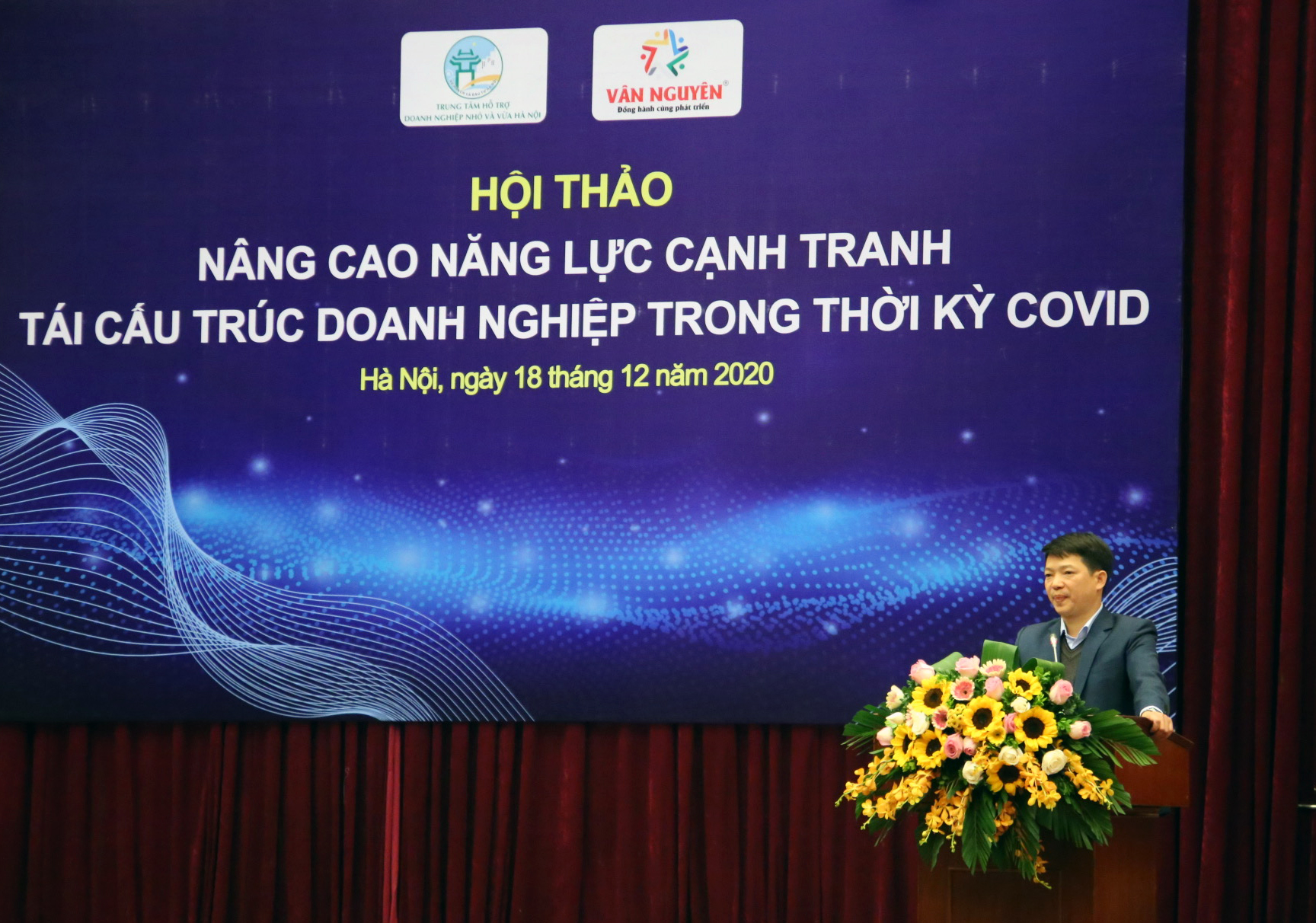 Các doanh nghiệp vừa và nhỏ kịp thời tái cấu trúc, nâng cao sức cạnh tranh