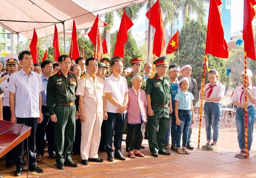 Những hy sinh thầm lặng mà vẻ vang muôn đời