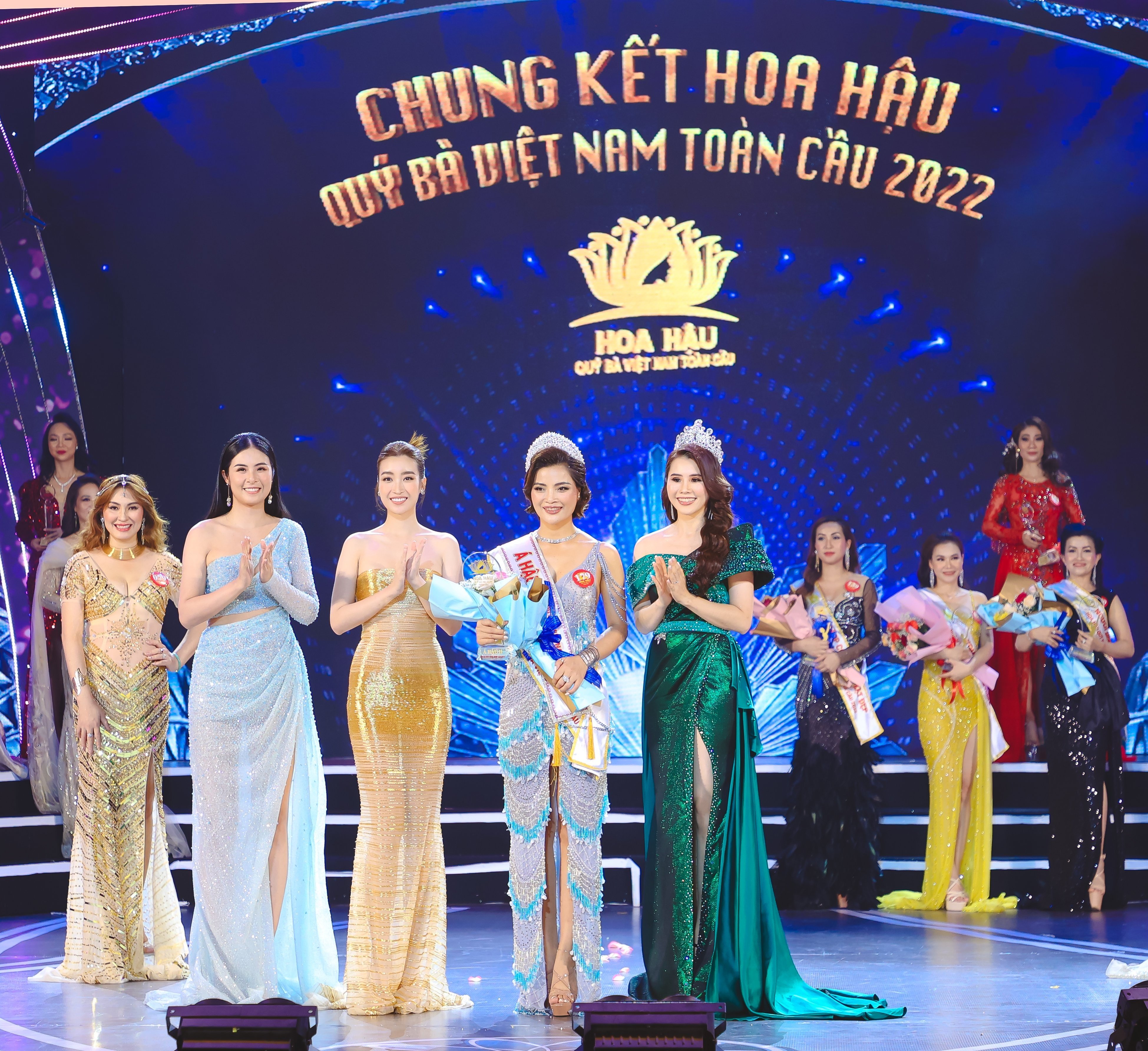 Lời cảm ơn sâu sắc từ Á hậu Hà Linh gửi đến BTC Hoa hậu Quý bà Việt Nam Toàn cầu 2022