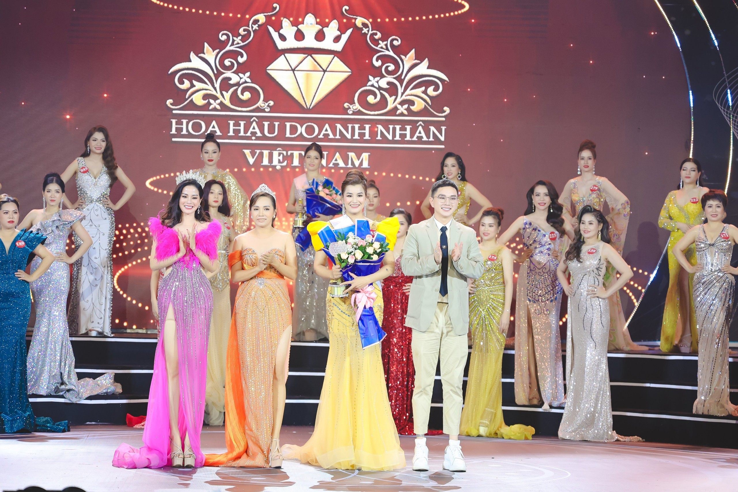 Doanh nhân Võ Thị Thanh Thanh đoạt danh hiệu “Người đẹp có làn da đẹp” cuộc thi HHDN Việt Nam 2022