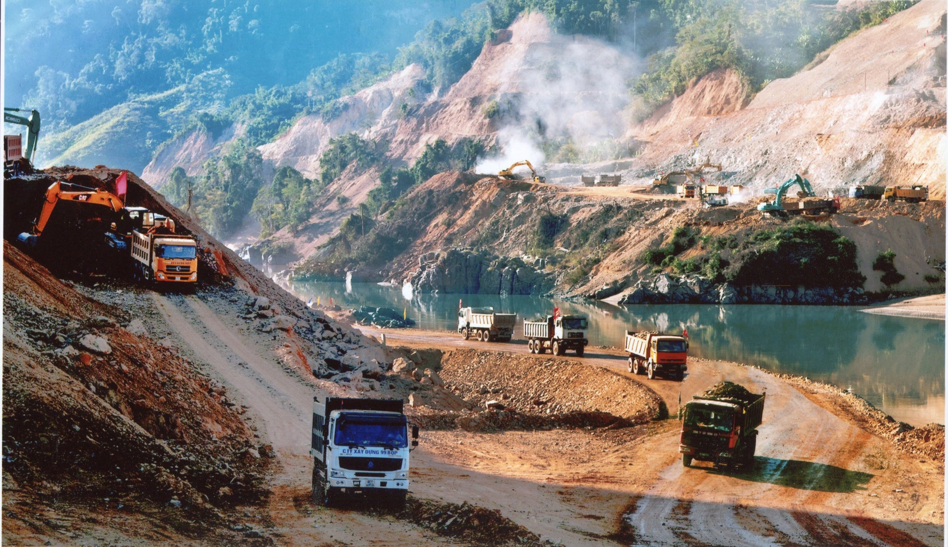 Đảng bộ Tổng Công ty Sông Đà: Chinh phục những công trình trên các dòng sông - Niềm tự hào của người xây dựng